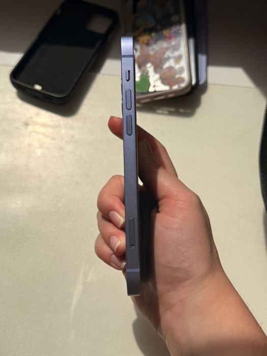 iPhone 12 lilás, 256GB