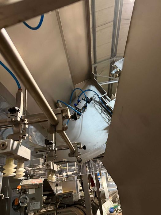 Upmann podajnik do tacek punetek