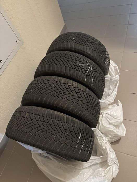 Шини Continental зима 225/50 r17 winter contact TS 860P.