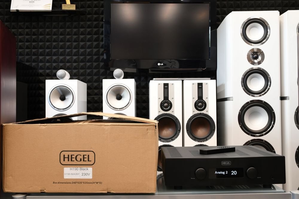 Zadbany wzmacniacz stereo Hegel H190 z XLR DAC pilot perfekcyjny!