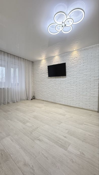 Продаж 2 кімнатної квартири Ковалівка