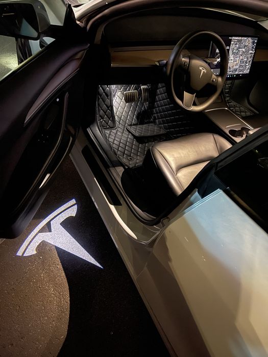 Tesla Model 3 (9/2021) PERFORMANCE  DUAL MOTOR