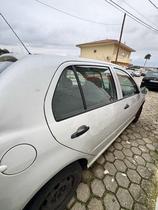 Skoda fabia  2  lugares