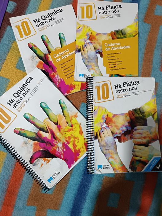 Manuais e cadernos de atividades físico química 10.ano