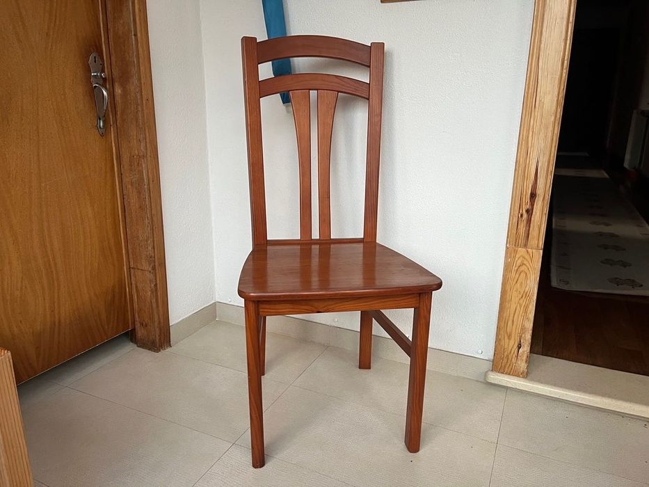 Cadeiras Bonitas em Madeira Maciça