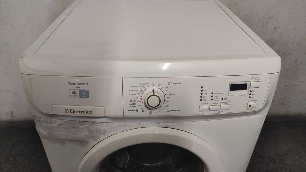 Máquina de Lavar Roupa - 8KG