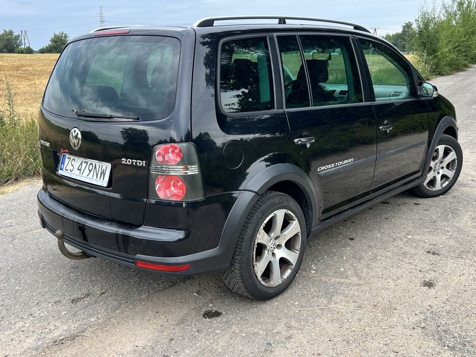 Volkswagen Touran CROSS TOURAN  2.0tdi 8v 140KM  7osob hak