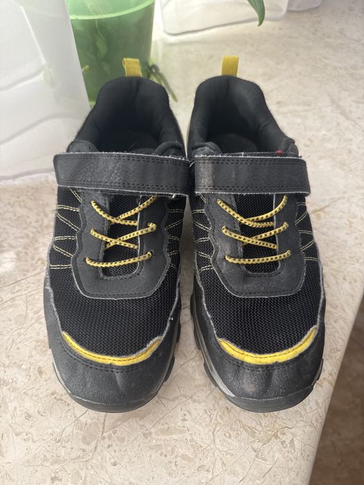 Кросівки для хлопчика Waikiki 36 р. 24 см