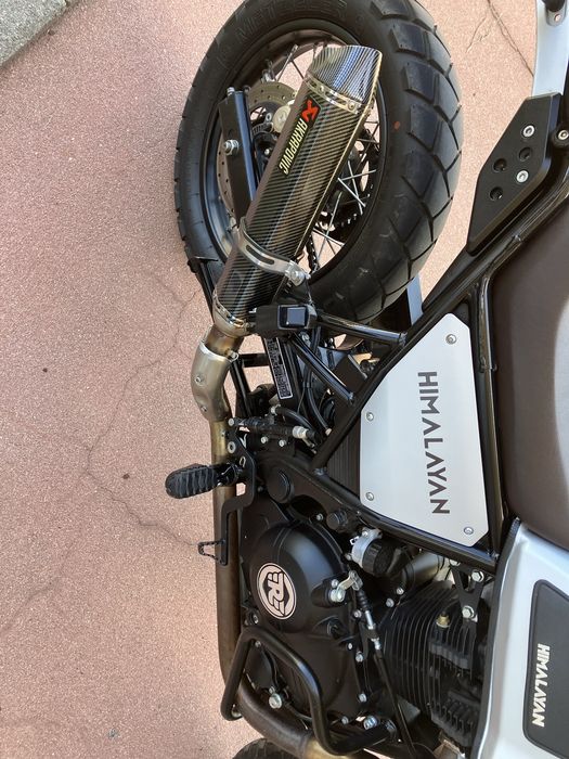 Royal Enfield Himalyan 411 Adventure