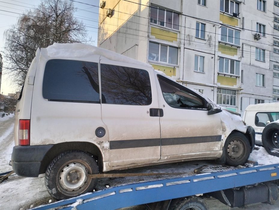 Разборка Peugeot partner