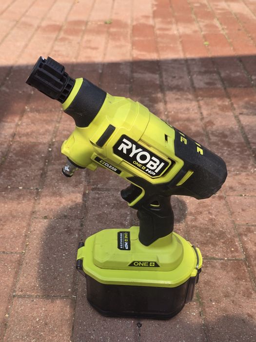 Myjka ręczna Ryobi 18V Na części