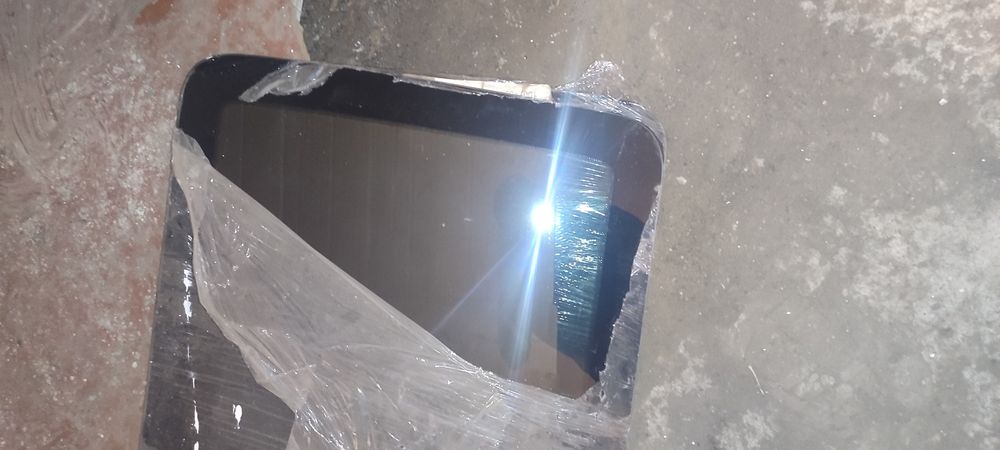 Скло на fiat doblo 2007р.