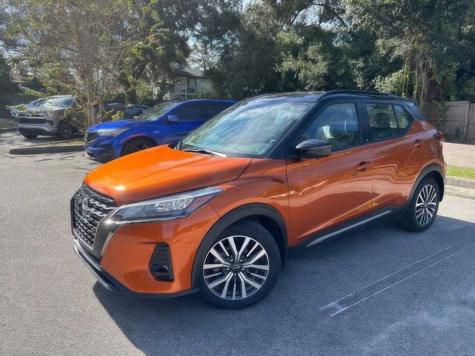 Nissan Kicks SR      2023