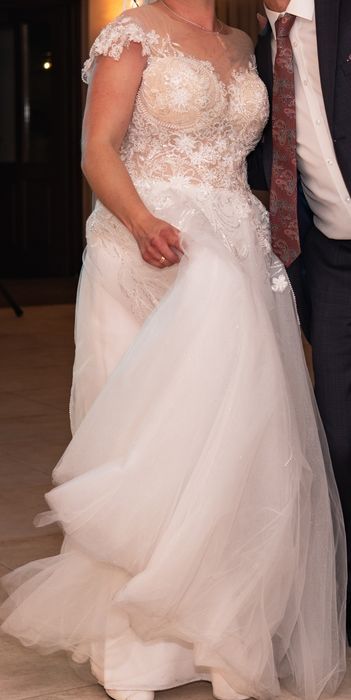 Sprzedam suknię ślubną rozmiar 40/42