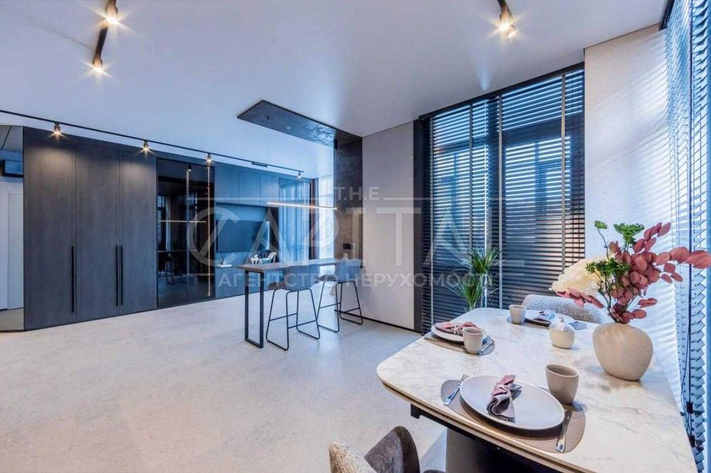 Продаж квартира Новопечерскькі липки Верхогляда 11в