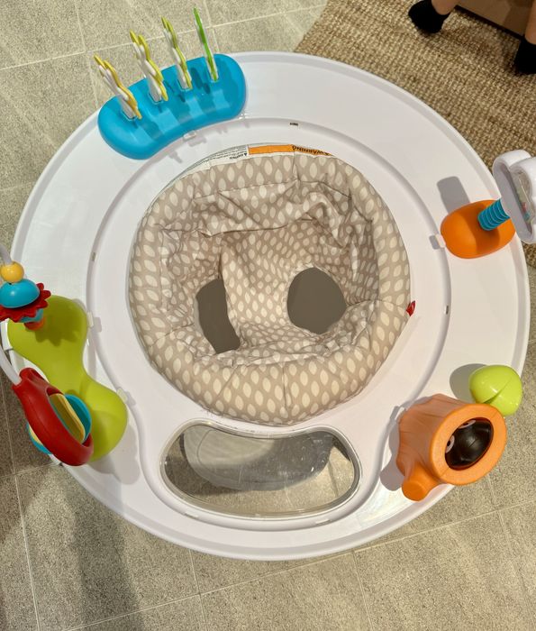 Skip Hop Centro de atividades p/ bebé 3 etapas Explore & More