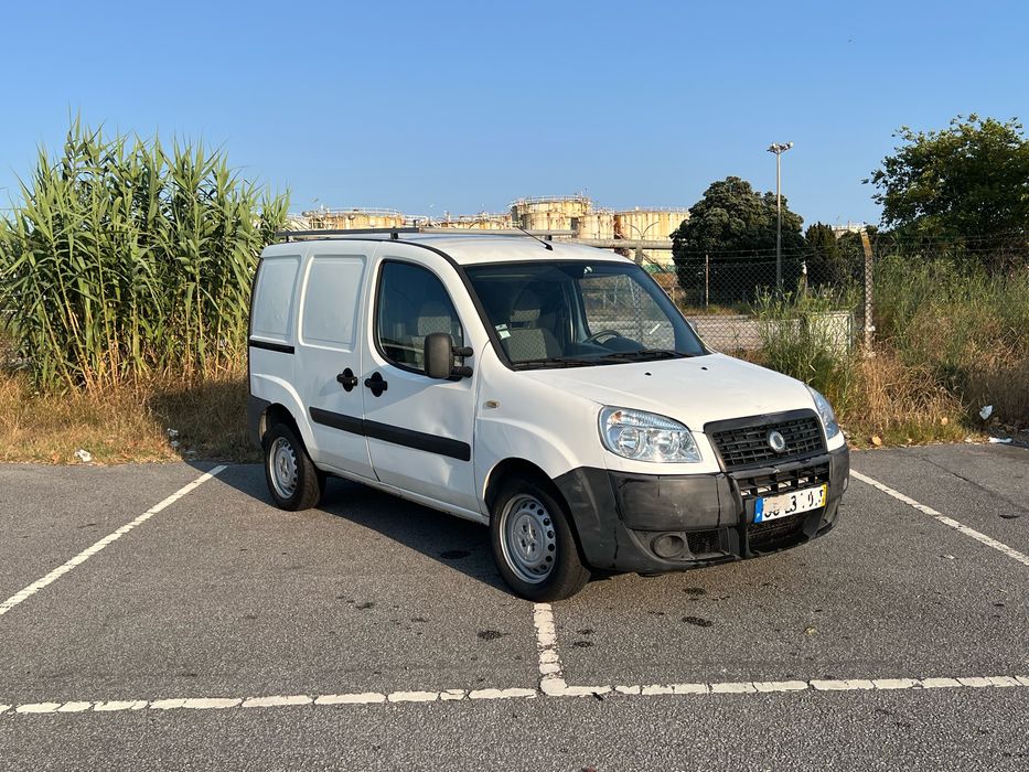 Fiat Doblo Cargo 1.9 JTD – Fiável e Pronta a Trabalhar