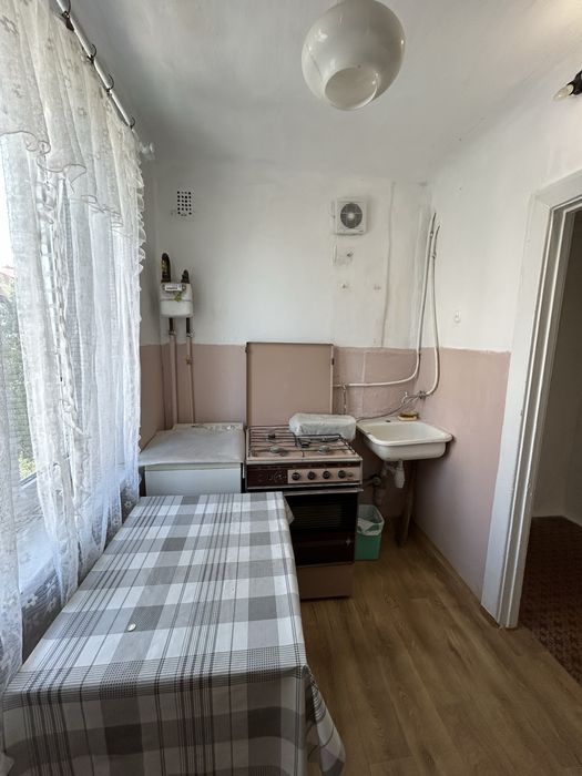 Продаю 3 кімнатну квартиру в центрі міста