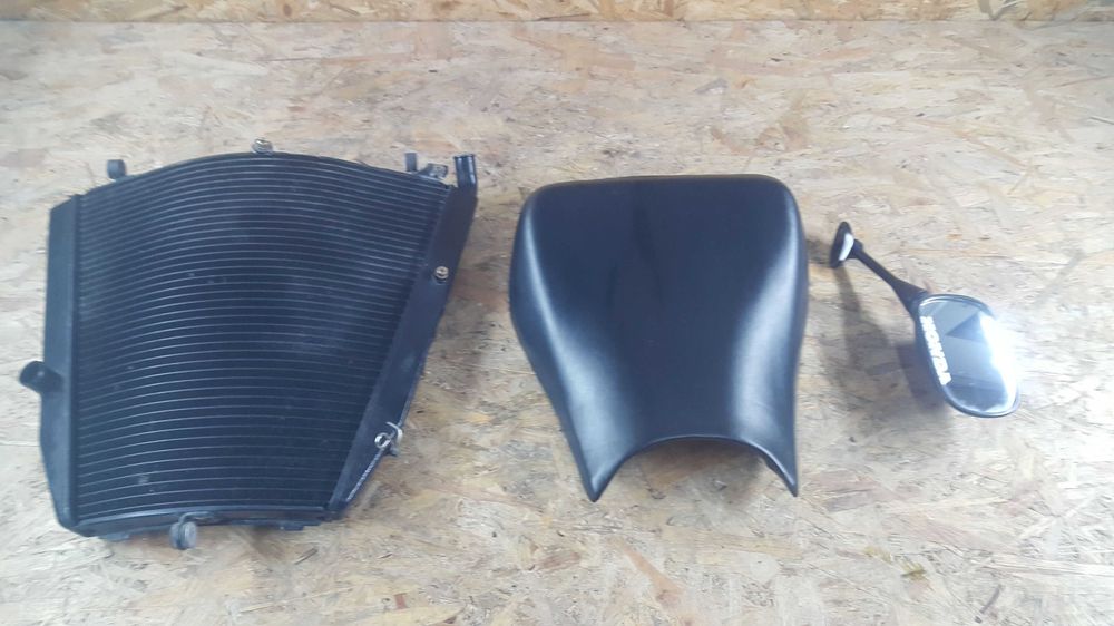 CBR1000rr chlodnica kolektor przelacznik set podnozek dzwignia 04-05r