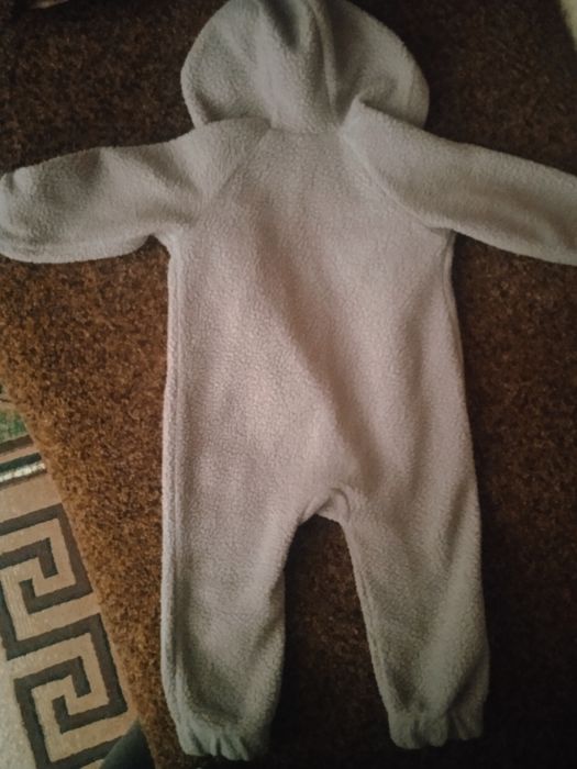 Теплий дитячий ромпер.