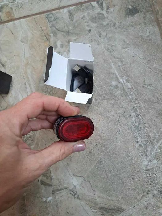 Kit de Iluminação LED para Bicicleta –Luzes Frontal + Traseira