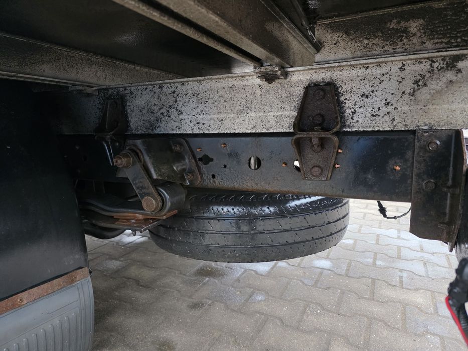 Renault maxity nissan cabstar 2.5 dci