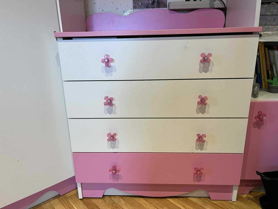 komoda pojemna polecam