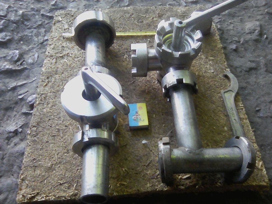 Крани великі нержавійка