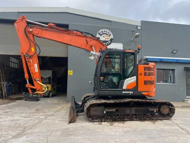 hitachi zx135us-7