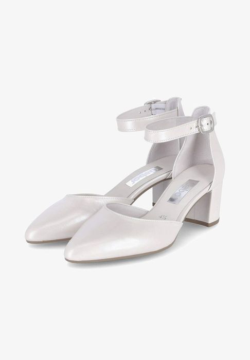 Czółenka z połyskiem skórzane Gabor 44