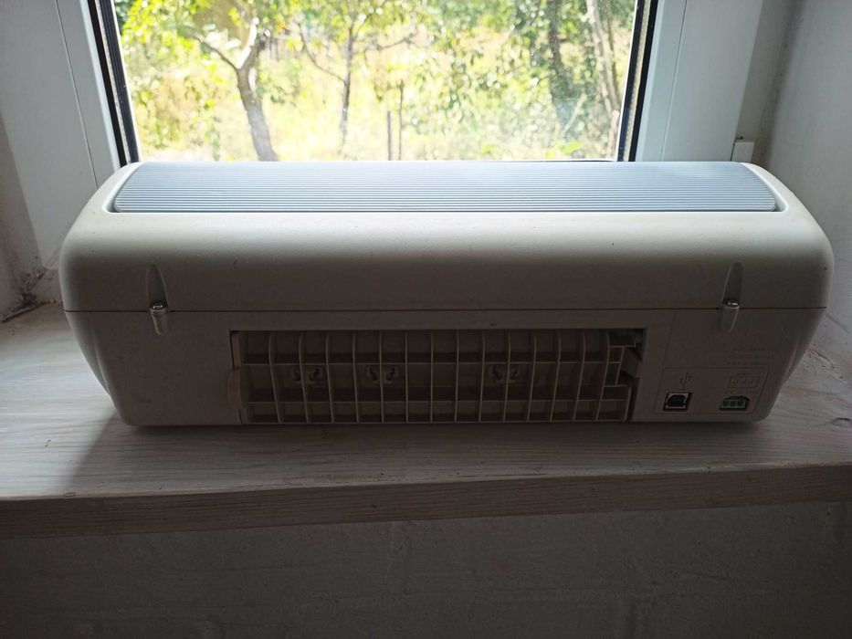 Принтер HP deskjet 3550