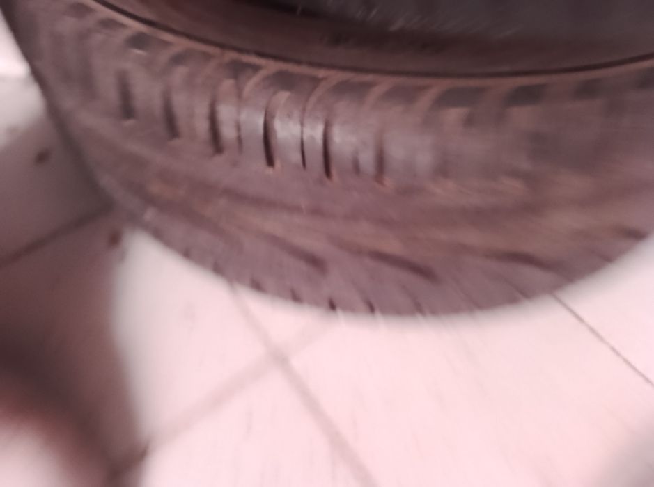 Vendo jantes Alfa Romeo e pneus
