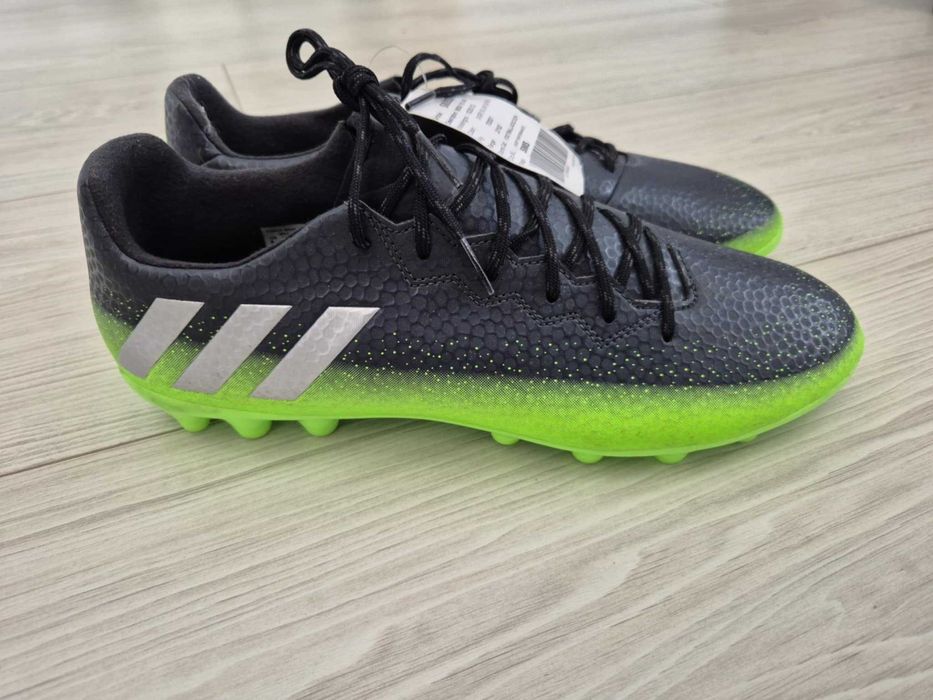 Buty piłkarskie korki adidas Messi 16.3 AG S80537 rozmiar 42 2/3