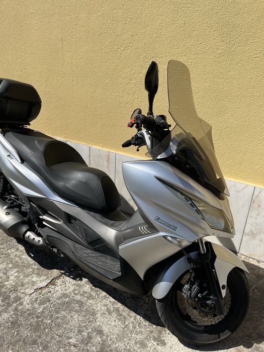 Kawasaki J300 2016