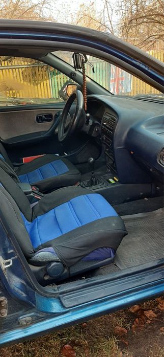 Nissan primera 1990