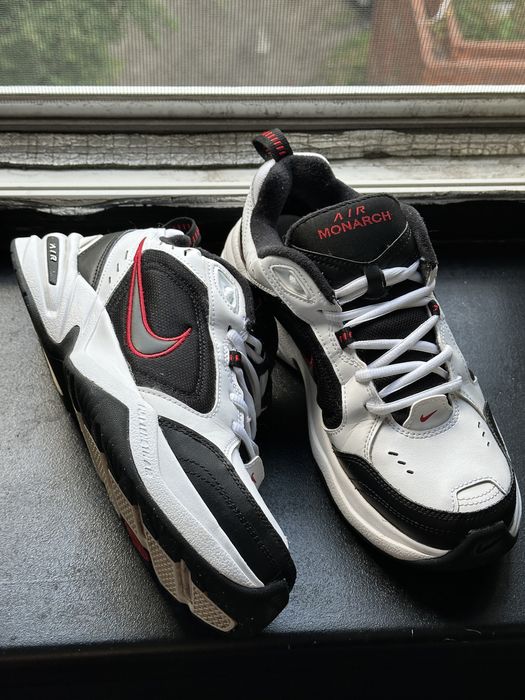 Оригінальні чоловічі кросівки Nike Air Monarch