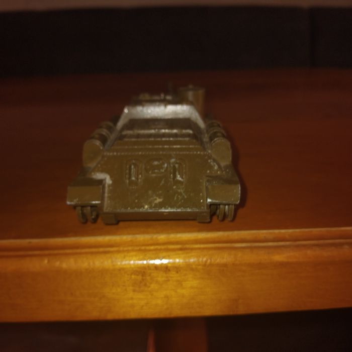 СУ100 военная техник.