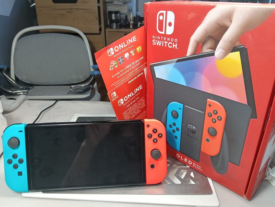 Konsola Nintendo Switch OLED