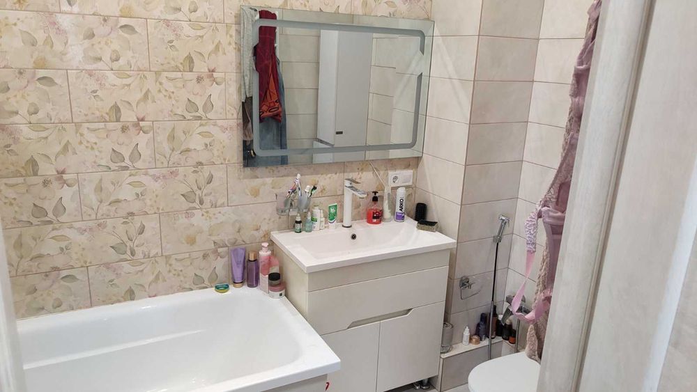 Продам 3 кімнатну квартиру на 3й станції Люстдорфської дороги - Більше