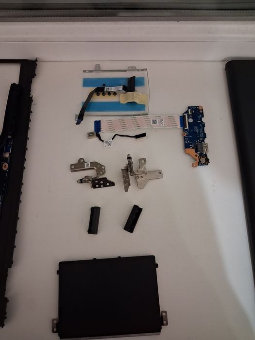 Dell Inspiron 3511 разборка остатки