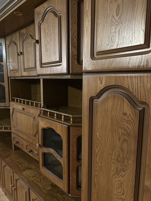 Meblościanka do salonu solidna