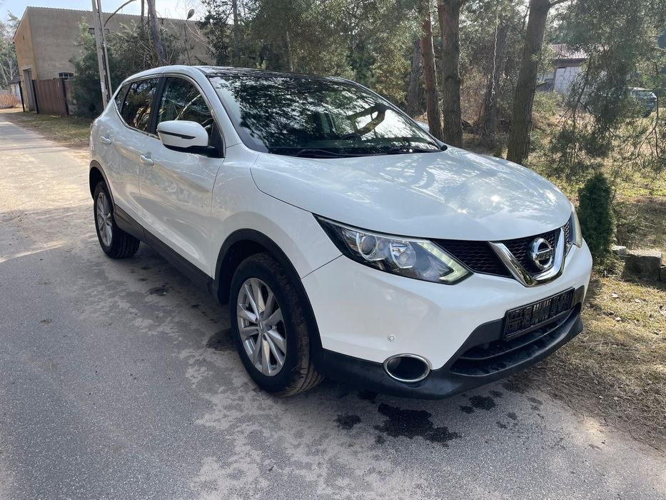 Nissan Qashqai 4x4_1.6dci_136KM_panorsma_kamera