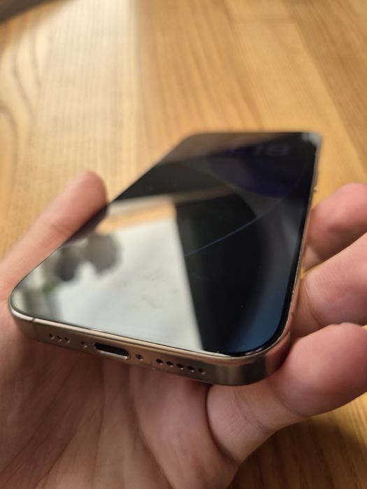 Продам iPhone 16 pro 256gb