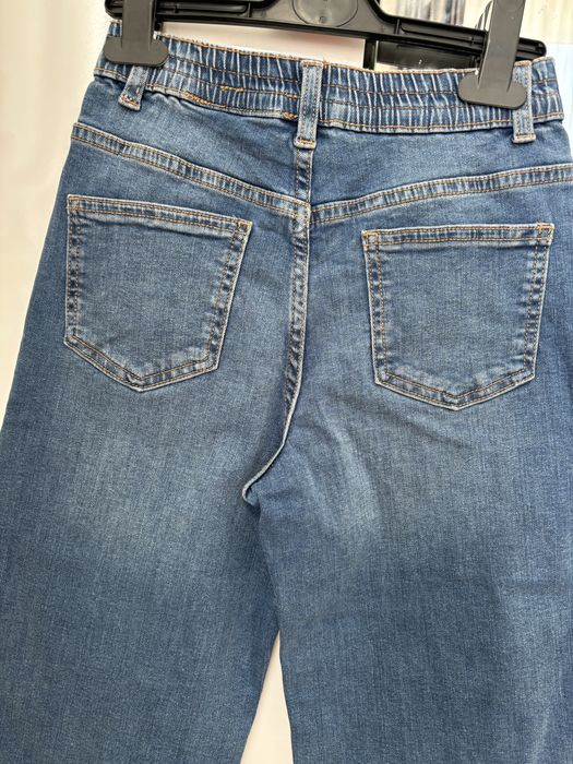 Нові широкі дитячі джинси