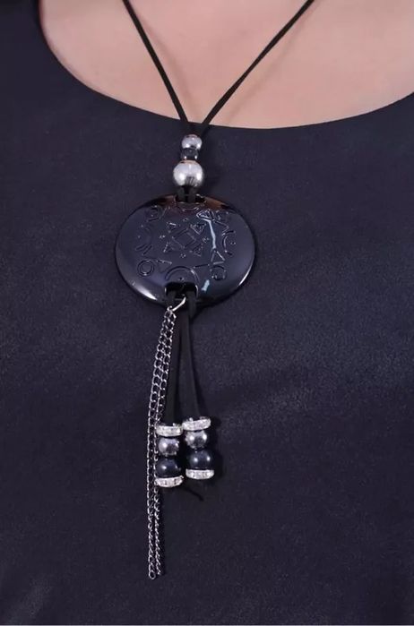 Вишукана святкова сукня плаття 56-58рр з прикрасою Турція Аy-sel