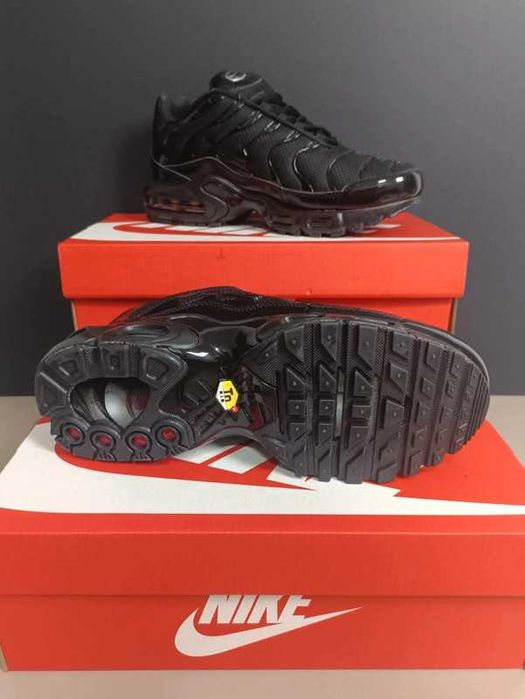 Air_Max_TN_Plus_Czarny 39