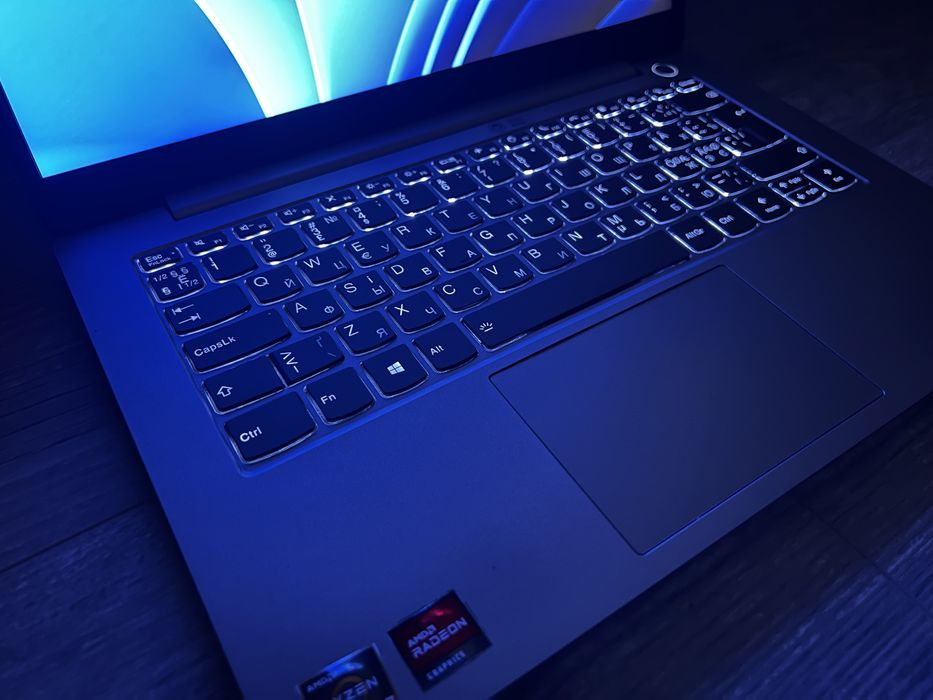 Lenovo ThinkBook 14 g3 r7 5700u/16gb