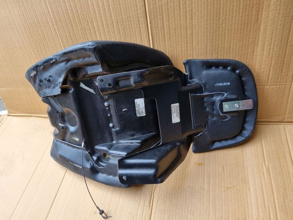 Harley Davidson V-Rod Night Rod VRSCDX Siedzenie Kanapa Fotel  52000005  52400003