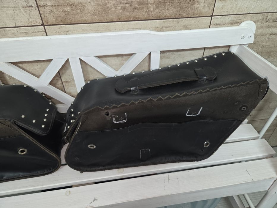 Sakwy skórzane HELD