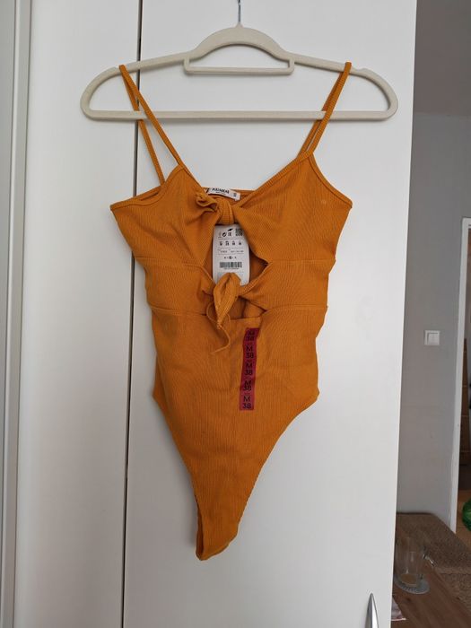 Body musztardowe Pull&bear